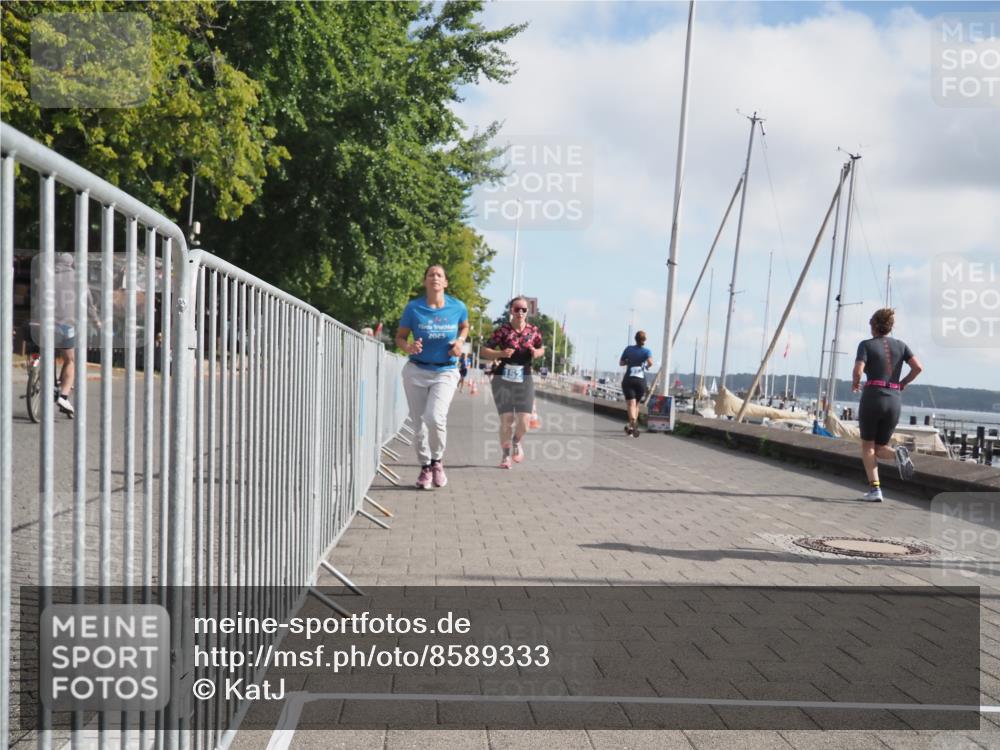 17.08.2025 - KN Förde Triathlon 2025 KatJ http://msf.ph/oto/8589333 17.08.2025 10:15:49 Laufen 127, 152, 169 meine-sportfotos.de