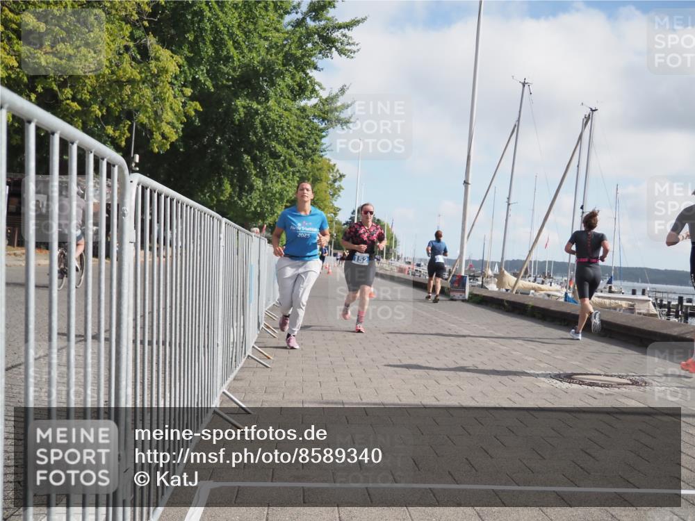 17.08.2025 - KN Förde Triathlon 2025 KatJ http://msf.ph/oto/8589340 17.08.2025 10:15:49 Laufen 127, 152, 169 meine-sportfotos.de