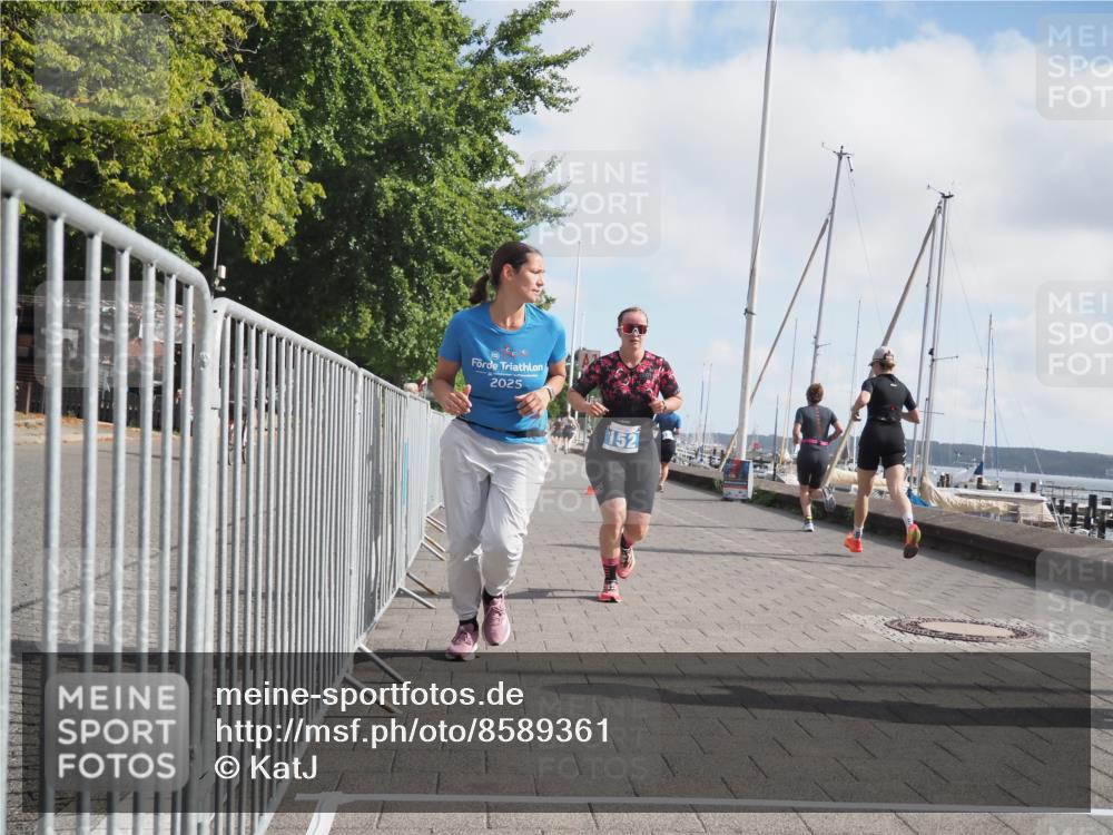 17.08.2025 - KN Förde Triathlon 2025 KatJ http://msf.ph/oto/8589361 17.08.2025 10:15:51 Laufen 152, 169 meine-sportfotos.de