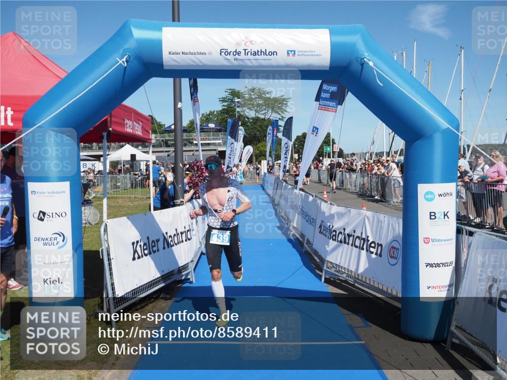 17.08.2025 - KN Förde Triathlon 2025 MichiJ http://msf.ph/oto/8589411 17.08.2025 13:47:24 Laufen 439 meine-sportfotos.de