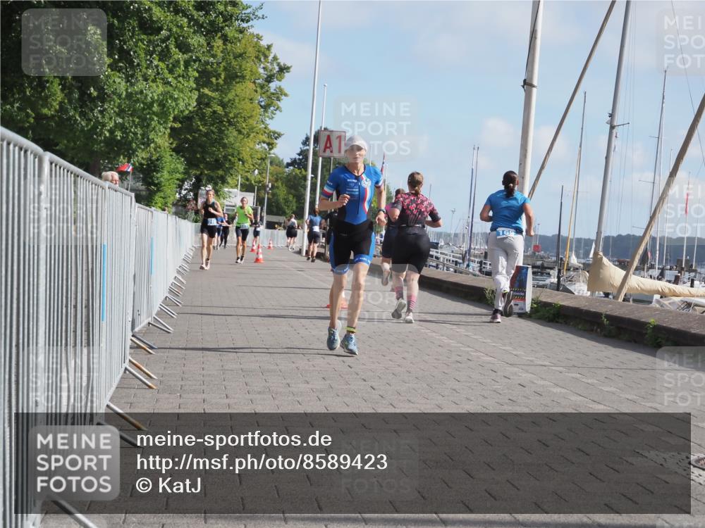 17.08.2025 - KN Förde Triathlon 2025 KatJ http://msf.ph/oto/8589423 17.08.2025 10:15:59 Laufen 108 meine-sportfotos.de