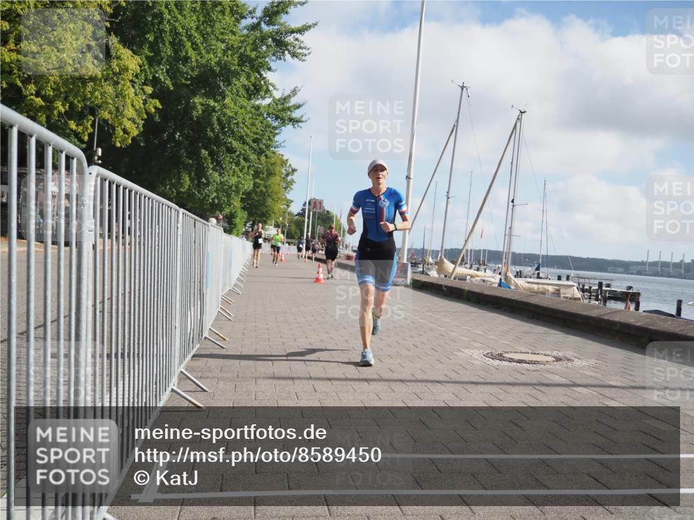 17.08.2025 - KN Förde Triathlon 2025 KatJ http://msf.ph/oto/8589450 17.08.2025 10:16:01 Laufen 108, 187, 218 meine-sportfotos.de