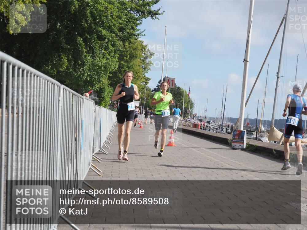 17.08.2025 - KN Förde Triathlon 2025 KatJ http://msf.ph/oto/8589508 17.08.2025 10:16:07 Laufen 187, 218 meine-sportfotos.de