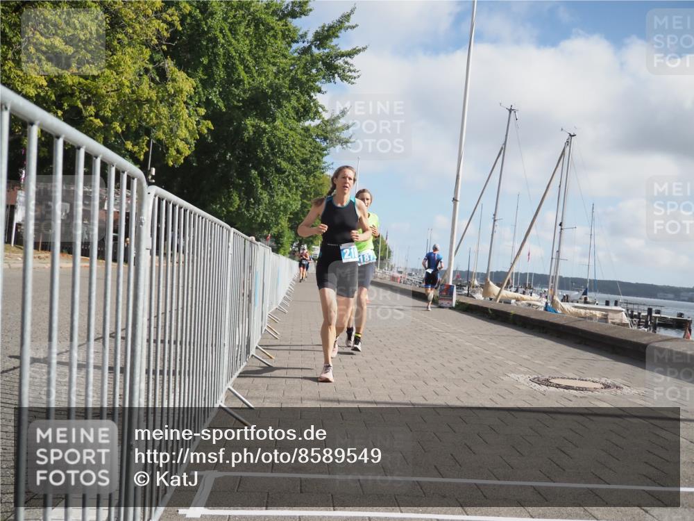 17.08.2025 - KN Förde Triathlon 2025 KatJ http://msf.ph/oto/8589549 17.08.2025 10:16:09 Laufen 187, 218 meine-sportfotos.de