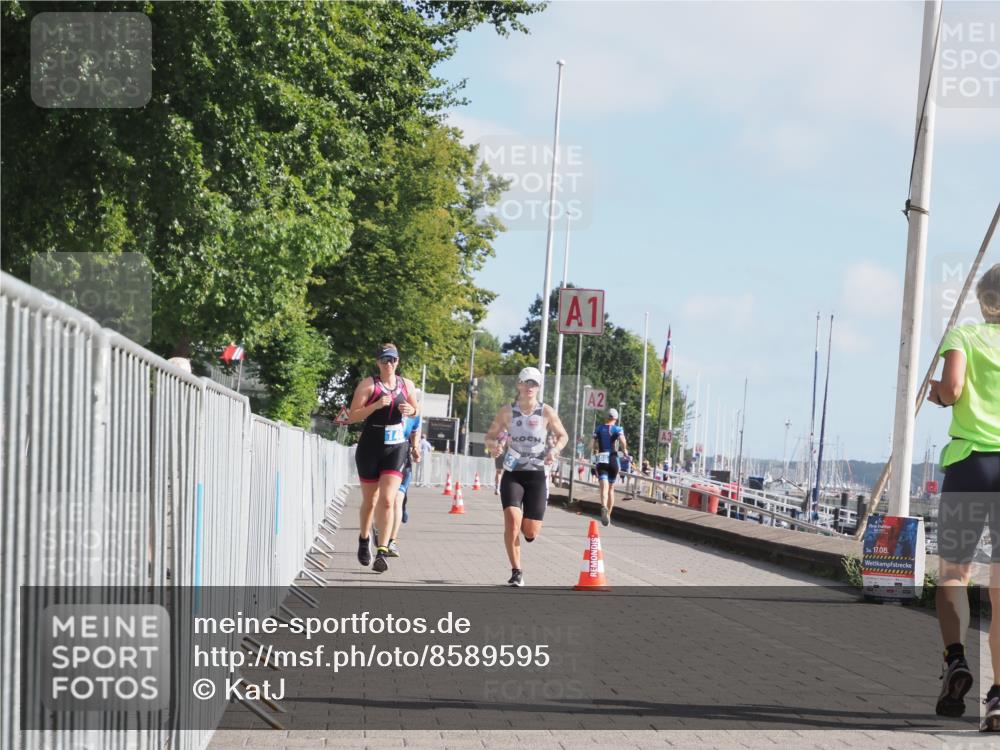 17.08.2025 - KN Förde Triathlon 2025 KatJ http://msf.ph/oto/8589595 17.08.2025 10:16:15 Laufen 113, 146, 149 meine-sportfotos.de