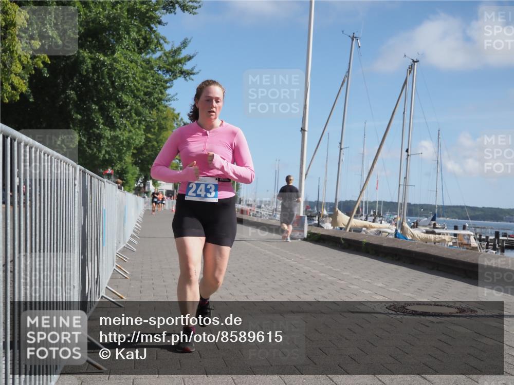 17.08.2025 - KN Förde Triathlon 2025 KatJ http://msf.ph/oto/8589615 17.08.2025 10:42:31 Laufen 243 meine-sportfotos.de
