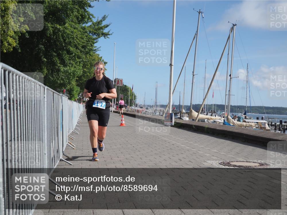 17.08.2025 - KN Förde Triathlon 2025 KatJ http://msf.ph/oto/8589694 17.08.2025 10:42:49 Laufen 167, 235 meine-sportfotos.de