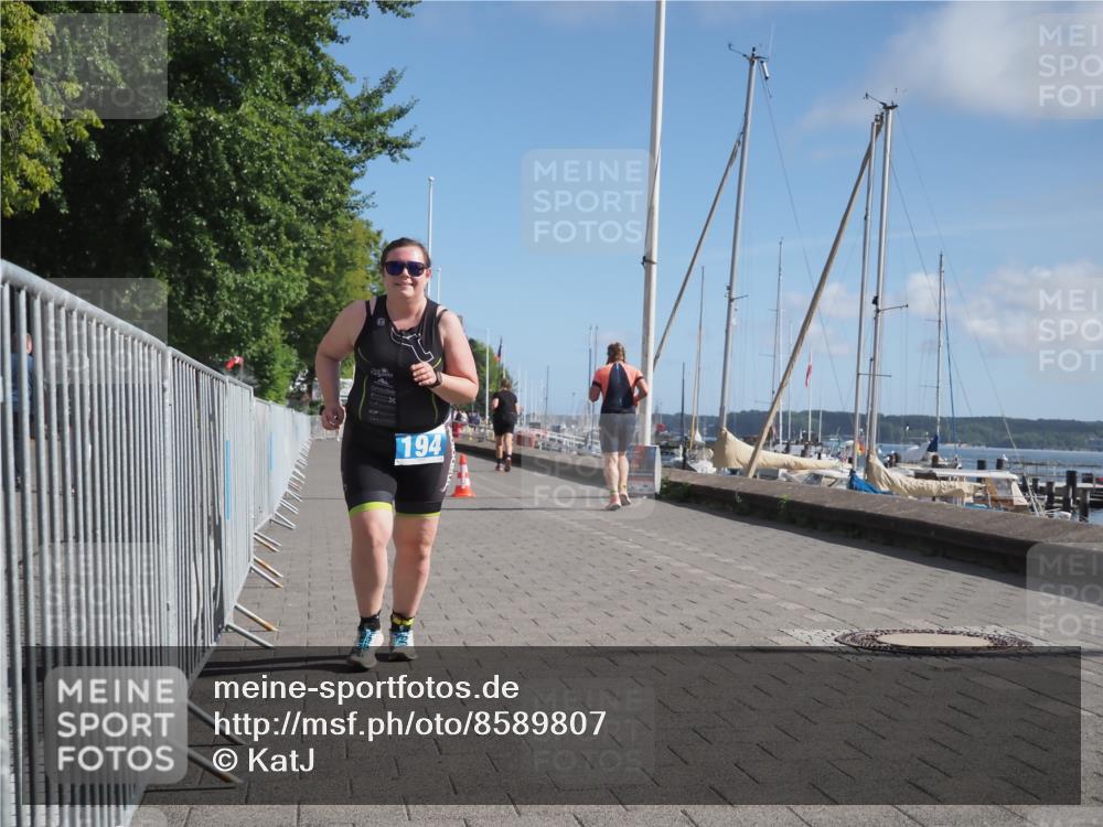17.08.2025 - KN Förde Triathlon 2025 KatJ http://msf.ph/oto/8589807 17.08.2025 10:43:05 Laufen 194 meine-sportfotos.de