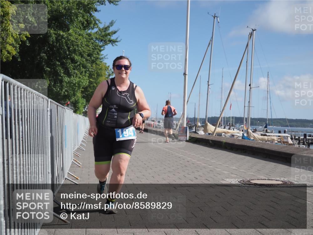 17.08.2025 - KN Förde Triathlon 2025 KatJ http://msf.ph/oto/8589829 17.08.2025 10:43:06 Laufen 194 meine-sportfotos.de