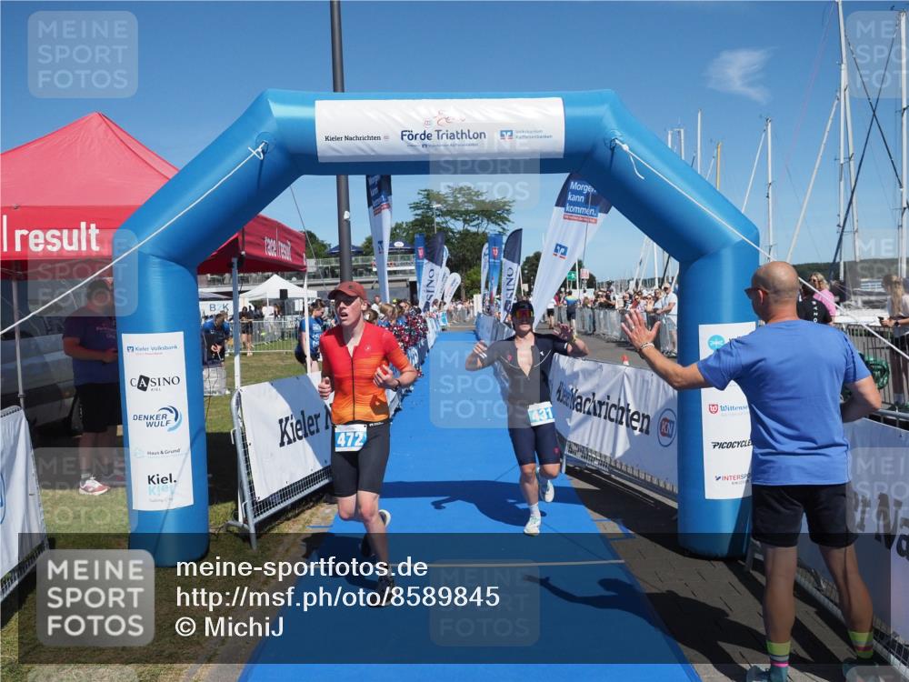 17.08.2025 - KN Förde Triathlon 2025 MichiJ http://msf.ph/oto/8589845 17.08.2025 13:48:26 Laufen 431, 472 meine-sportfotos.de