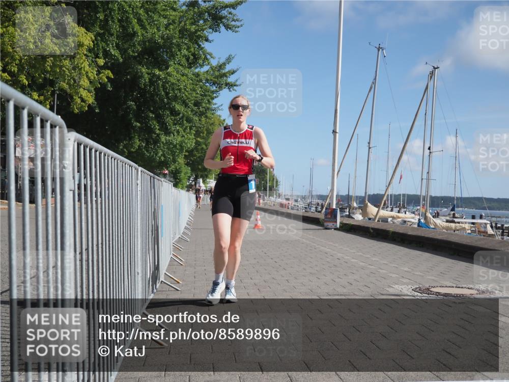 17.08.2025 - KN Förde Triathlon 2025 KatJ http://msf.ph/oto/8589896 17.08.2025 10:43:31 Laufen 171 meine-sportfotos.de