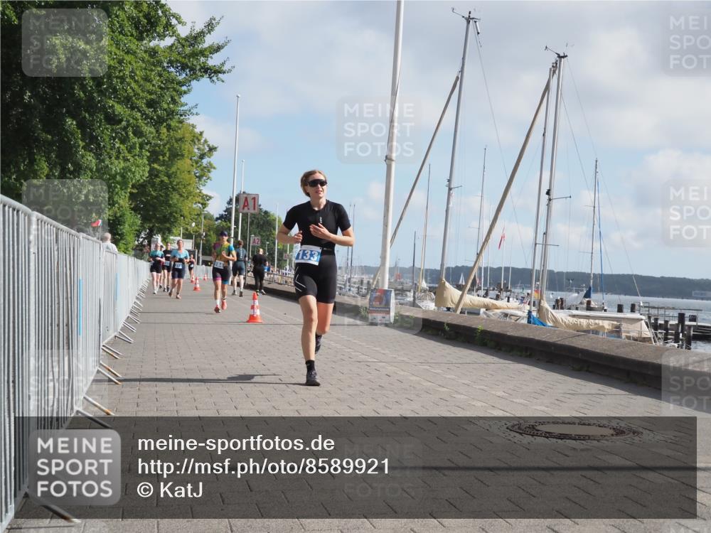 17.08.2025 - KN Förde Triathlon 2025 KatJ http://msf.ph/oto/8589921 17.08.2025 10:16:44 Laufen 133, 184 meine-sportfotos.de