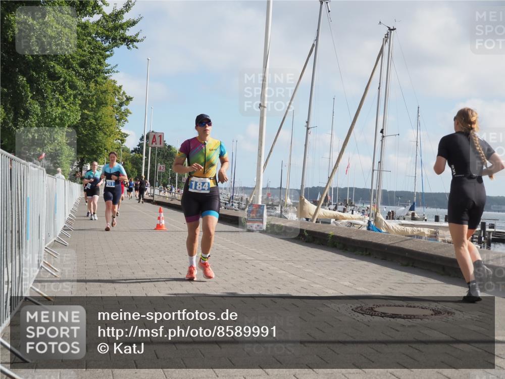 17.08.2025 - KN Förde Triathlon 2025 KatJ http://msf.ph/oto/8589991 17.08.2025 10:16:50 Laufen 131, 151, 172, 184, 211 meine-sportfotos.de