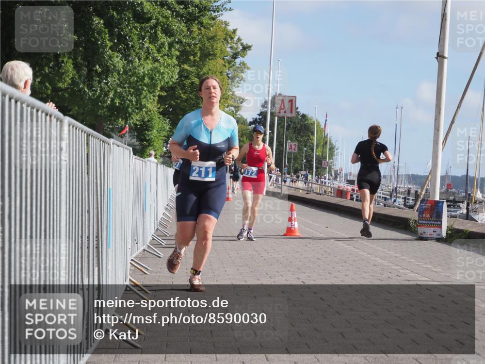 17.08.2025 - KN Förde Triathlon 2025 KatJ http://msf.ph/oto/8590030 17.08.2025 10:16:53 Laufen 131, 151, 172, 184, 211 meine-sportfotos.de