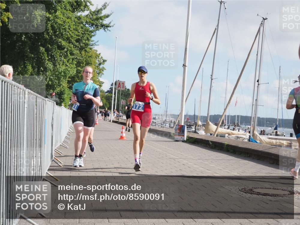 17.08.2025 - KN Förde Triathlon 2025 KatJ http://msf.ph/oto/8590091 17.08.2025 10:16:56 Laufen 131, 151, 172, 182, 211 meine-sportfotos.de