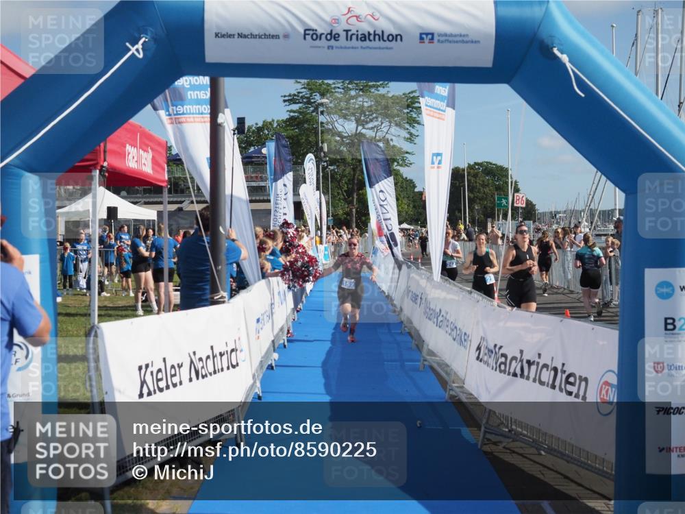 17.08.2025 - KN Förde Triathlon 2025 MichiJ http://msf.ph/oto/8590225 17.08.2025 10:31:50 Laufen 152 meine-sportfotos.de