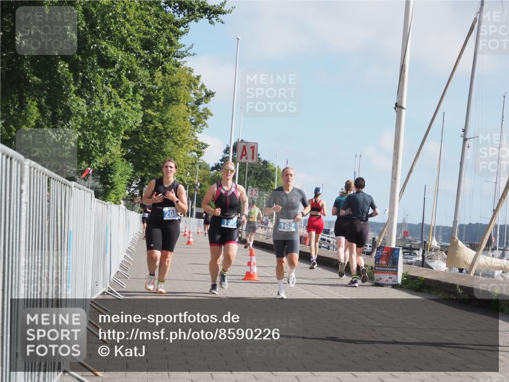17.08.2025 - KN Förde Triathlon 2025 KatJ http://msf.ph/oto/8590226 17.08.2025 10:17:07 Laufen 130, 162, 208 meine-sportfotos.de