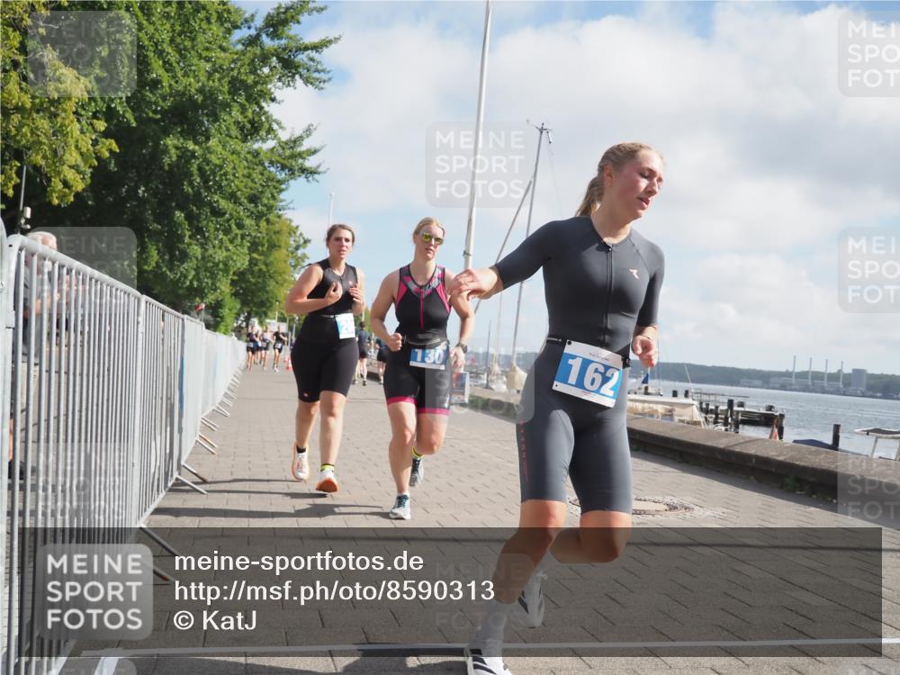 17.08.2025 - KN Förde Triathlon 2025 KatJ http://msf.ph/oto/8590313 17.08.2025 10:17:11 Laufen 130, 162, 208, 244 meine-sportfotos.de