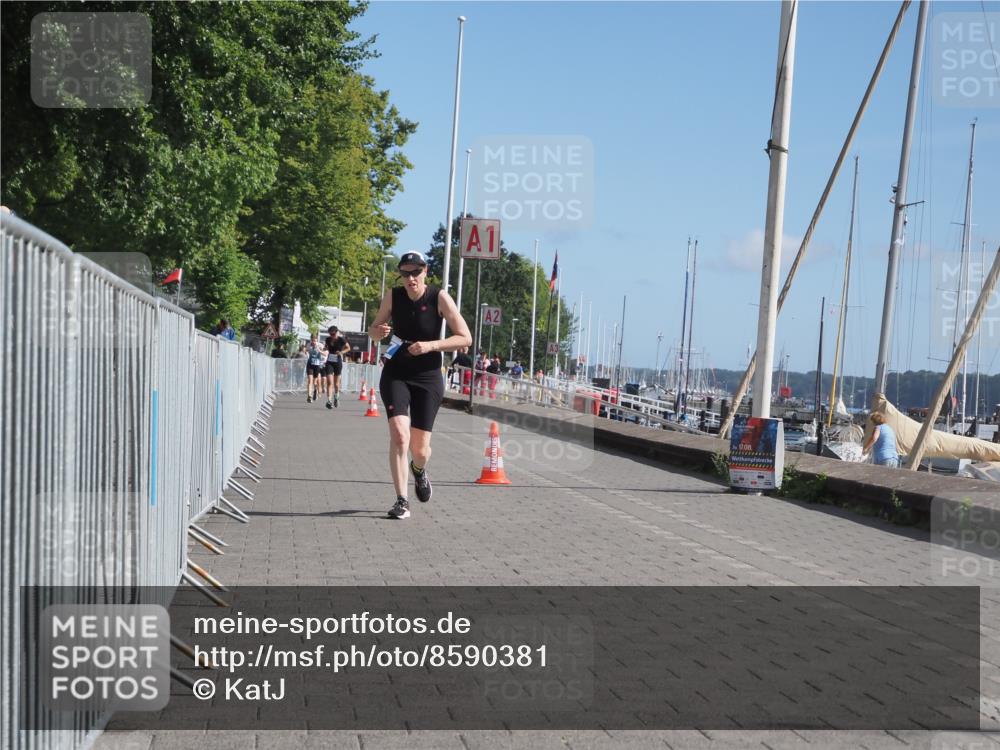 17.08.2025 - KN Förde Triathlon 2025 KatJ http://msf.ph/oto/8590381 17.08.2025 10:45:03 Laufen 197 meine-sportfotos.de