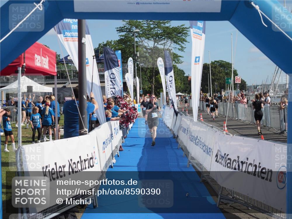 17.08.2025 - KN Förde Triathlon 2025 MichiJ http://msf.ph/oto/8590390 17.08.2025 10:32:11 Laufen 122 meine-sportfotos.de