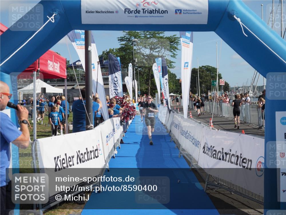 17.08.2025 - KN Förde Triathlon 2025 MichiJ http://msf.ph/oto/8590400 17.08.2025 10:32:11 Laufen 122 meine-sportfotos.de