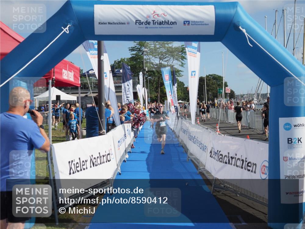 17.08.2025 - KN Förde Triathlon 2025 MichiJ http://msf.ph/oto/8590412 17.08.2025 10:32:12 Laufen 122 meine-sportfotos.de