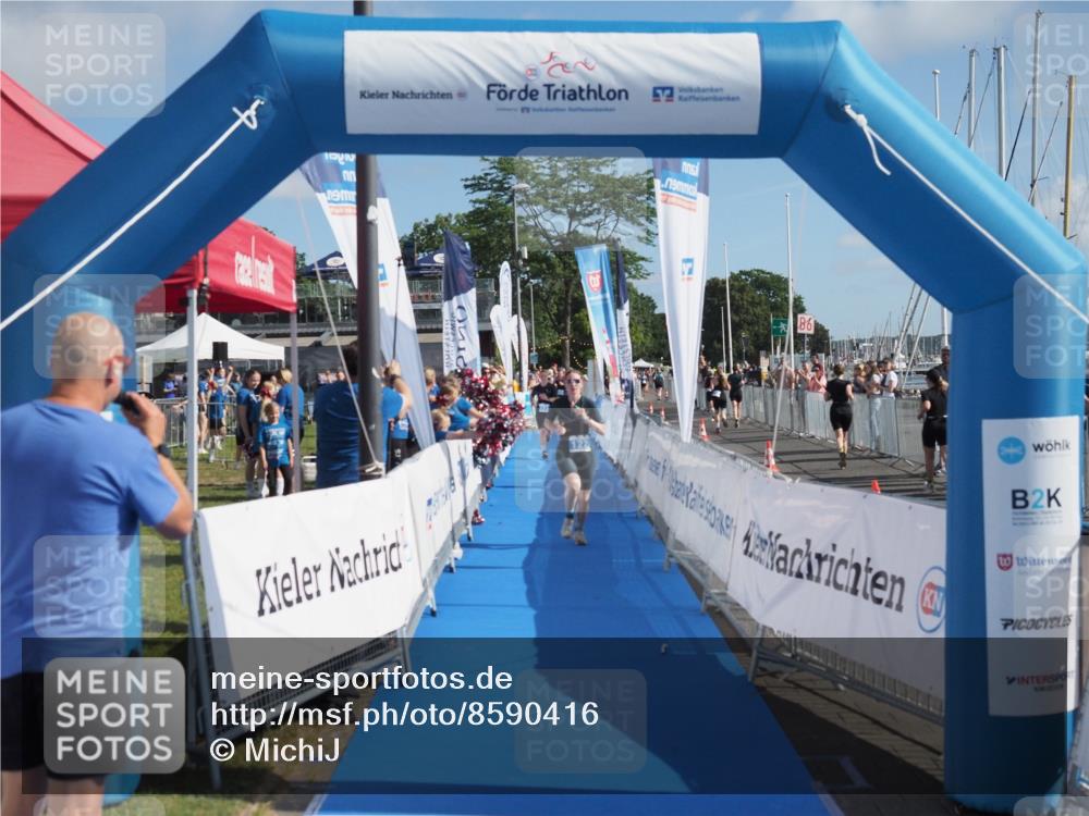 17.08.2025 - KN Förde Triathlon 2025 MichiJ http://msf.ph/oto/8590416 17.08.2025 10:32:12 Laufen 122 meine-sportfotos.de