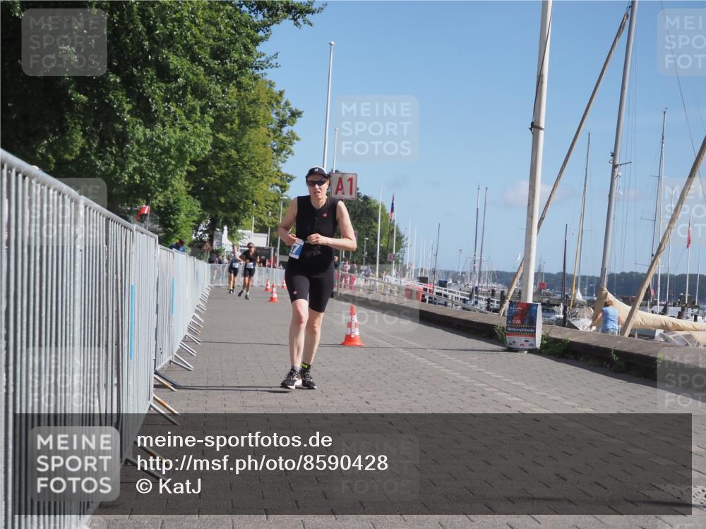 17.08.2025 - KN Förde Triathlon 2025 KatJ http://msf.ph/oto/8590428 17.08.2025 10:45:05 Laufen 197 meine-sportfotos.de
