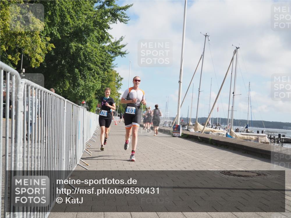 17.08.2025 - KN Förde Triathlon 2025 KatJ http://msf.ph/oto/8590431 17.08.2025 10:17:22 Laufen 103, 176, 180, 244 meine-sportfotos.de