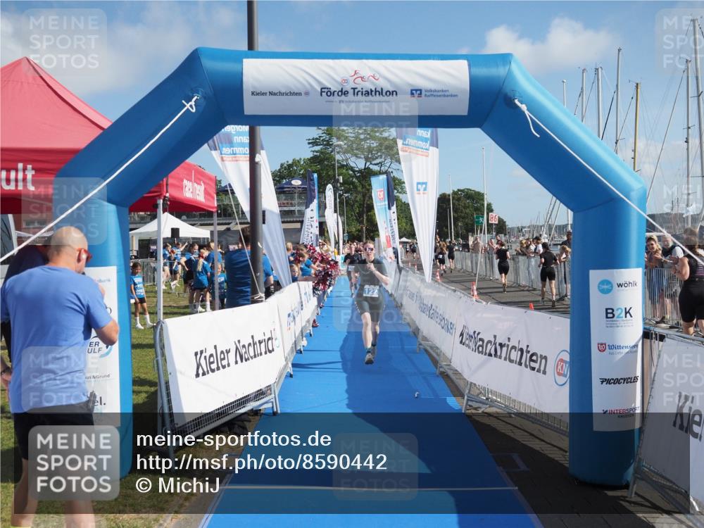 17.08.2025 - KN Förde Triathlon 2025 MichiJ http://msf.ph/oto/8590442 17.08.2025 10:32:13 Laufen 122, 173 meine-sportfotos.de