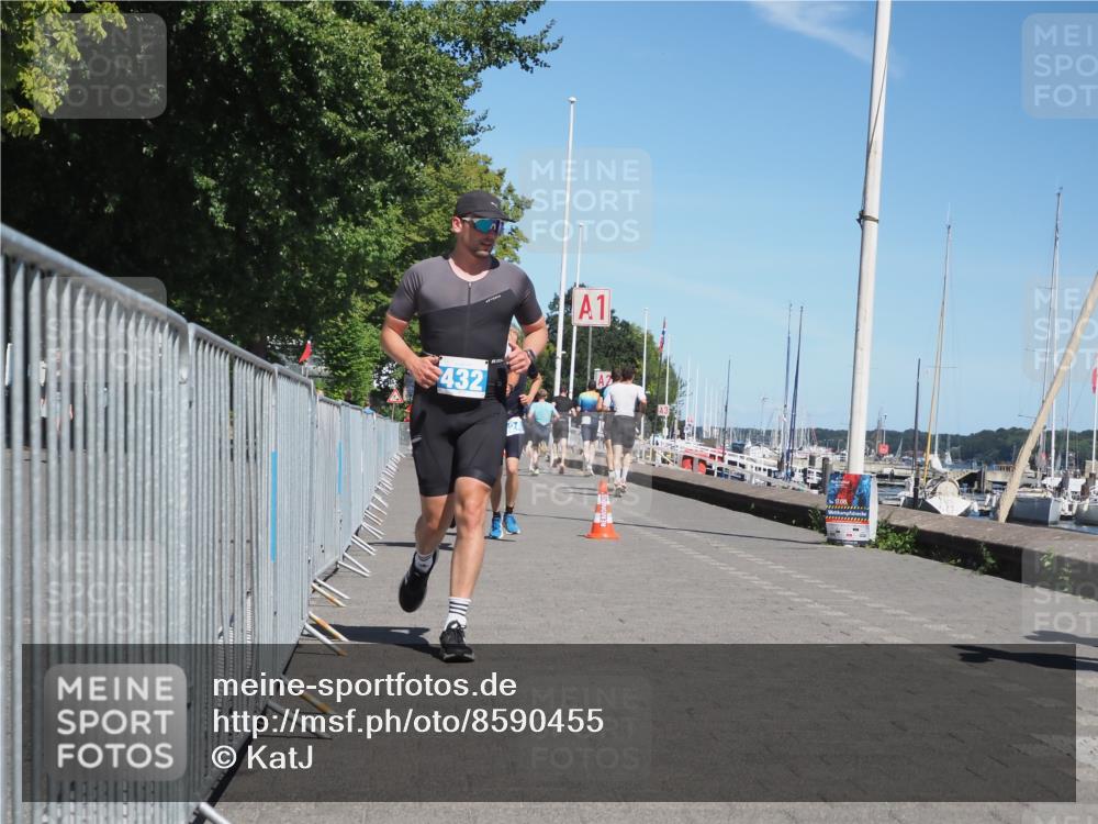 17.08.2025 - KN Förde Triathlon 2025 KatJ http://msf.ph/oto/8590455 17.08.2025 13:35:38 Laufen 424, 432, 500 meine-sportfotos.de