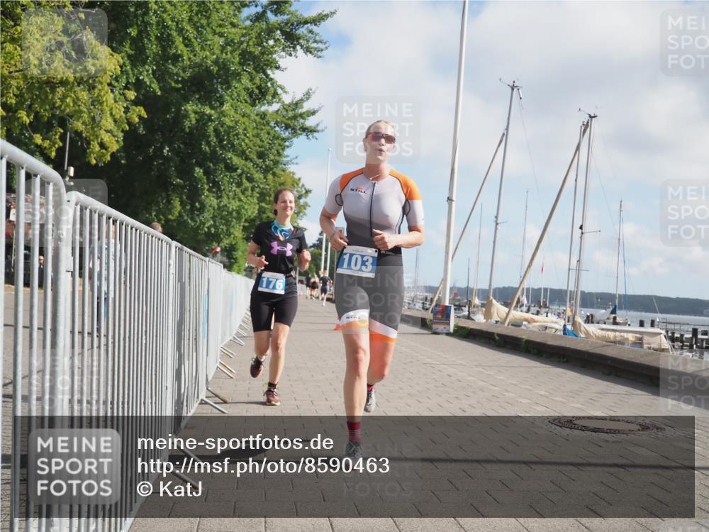 17.08.2025 - KN Förde Triathlon 2025 KatJ http://msf.ph/oto/8590463 17.08.2025 10:17:23 Laufen 103, 176, 180, 244 meine-sportfotos.de