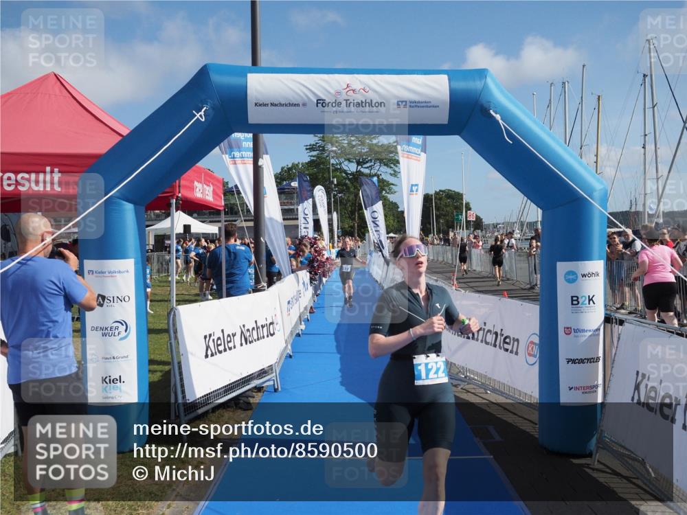 17.08.2025 - KN Förde Triathlon 2025 MichiJ http://msf.ph/oto/8590500 17.08.2025 10:32:14 Laufen 122, 173 meine-sportfotos.de