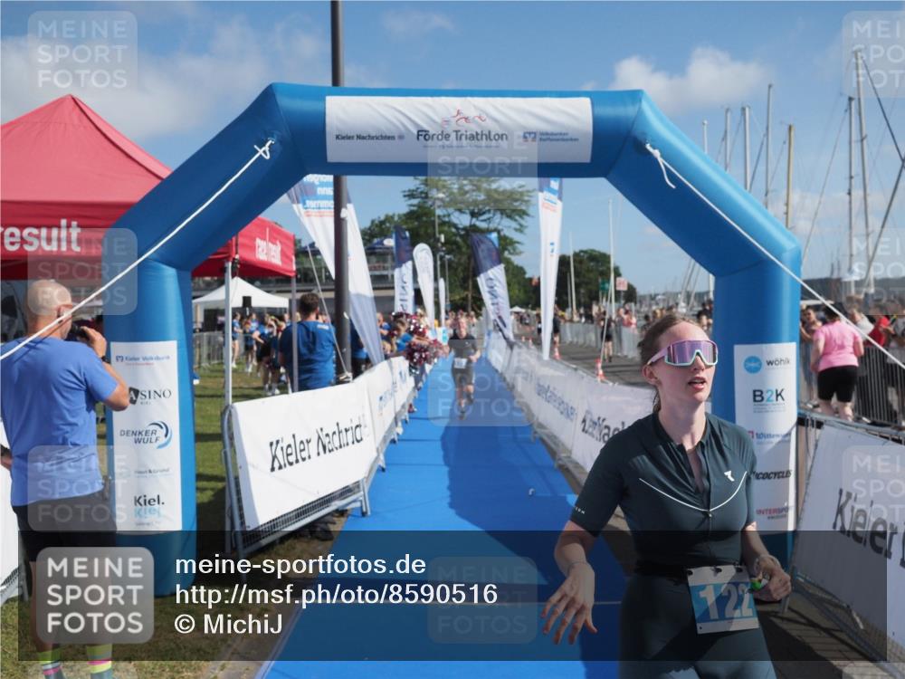 17.08.2025 - KN Förde Triathlon 2025 MichiJ http://msf.ph/oto/8590516 17.08.2025 10:32:15 Laufen 122, 173 meine-sportfotos.de