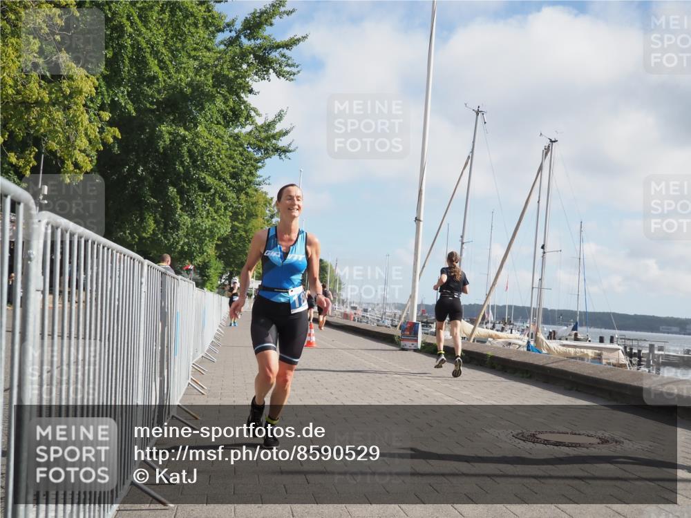 17.08.2025 - KN Förde Triathlon 2025 KatJ http://msf.ph/oto/8590529 17.08.2025 10:17:27 Laufen 176, 180 meine-sportfotos.de