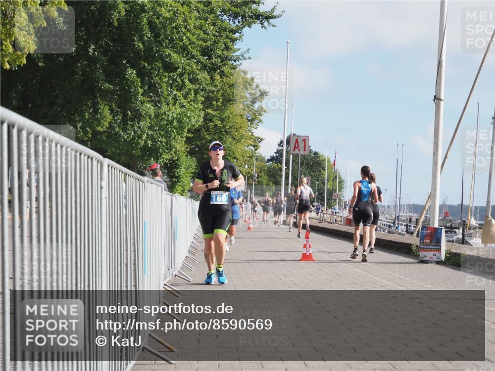 17.08.2025 - KN Förde Triathlon 2025 KatJ http://msf.ph/oto/8590569 17.08.2025 10:17:35 Laufen 102, 160, 186 meine-sportfotos.de