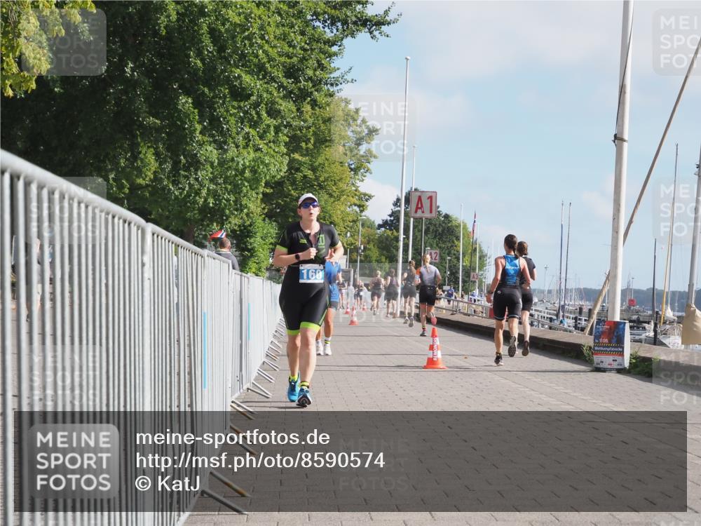 17.08.2025 - KN Förde Triathlon 2025 KatJ http://msf.ph/oto/8590574 17.08.2025 10:17:35 Laufen 102, 160, 186 meine-sportfotos.de