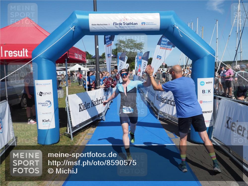 17.08.2025 - KN Förde Triathlon 2025 MichiJ http://msf.ph/oto/8590575 17.08.2025 13:49:48 Laufen 461 meine-sportfotos.de