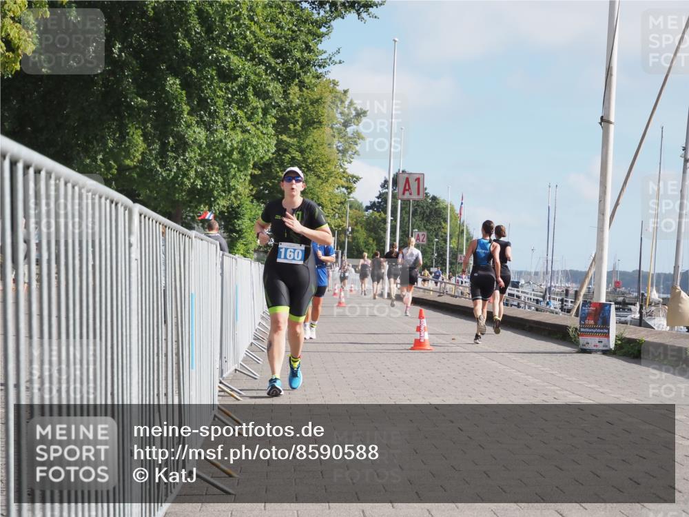 17.08.2025 - KN Förde Triathlon 2025 KatJ http://msf.ph/oto/8590588 17.08.2025 10:17:36 Laufen 102, 160, 186 meine-sportfotos.de