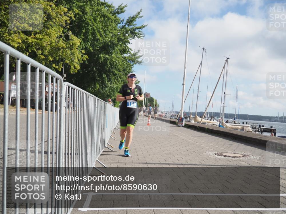 17.08.2025 - KN Förde Triathlon 2025 KatJ http://msf.ph/oto/8590630 17.08.2025 10:17:38 Laufen 102, 156, 160, 186 meine-sportfotos.de
