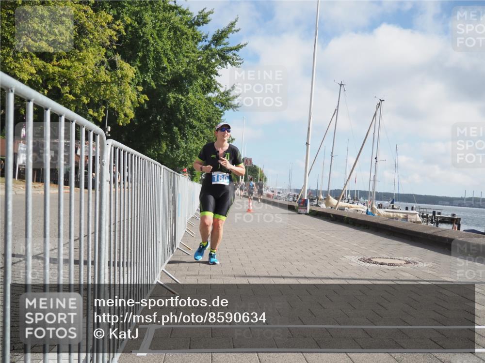 17.08.2025 - KN Förde Triathlon 2025 KatJ http://msf.ph/oto/8590634 17.08.2025 10:17:38 Laufen 102, 156, 160, 186 meine-sportfotos.de