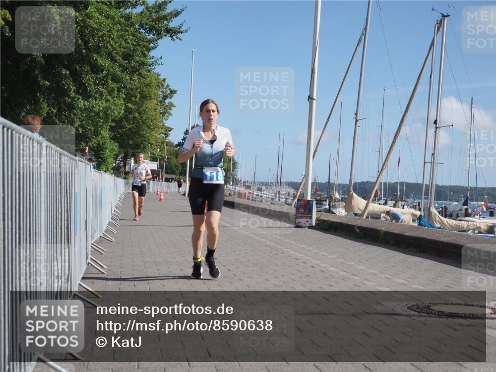 17.08.2025 - KN Förde Triathlon 2025 KatJ http://msf.ph/oto/8590638 17.08.2025 10:45:22 Laufen 118, 200, 249 meine-sportfotos.de