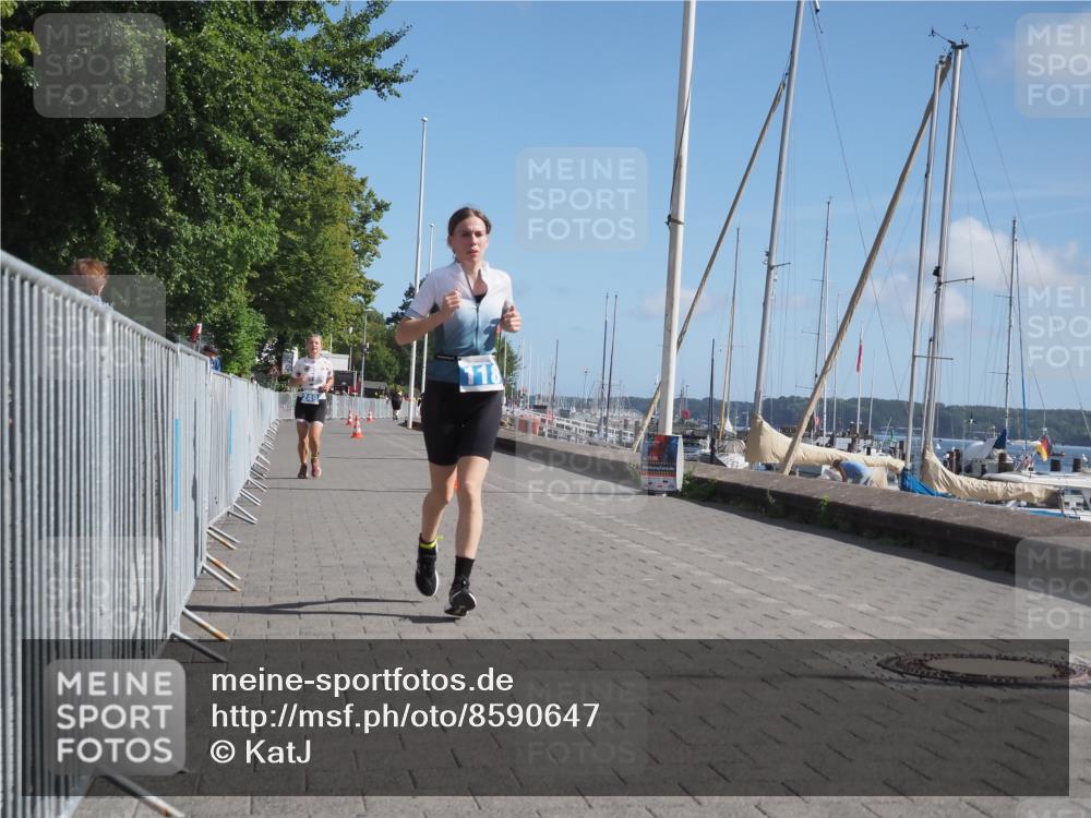 17.08.2025 - KN Förde Triathlon 2025 KatJ http://msf.ph/oto/8590647 17.08.2025 10:45:22 Laufen 118, 200, 249 meine-sportfotos.de