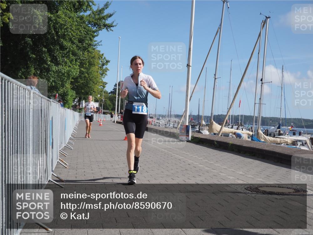 17.08.2025 - KN Förde Triathlon 2025 KatJ http://msf.ph/oto/8590670 17.08.2025 10:45:22 Laufen 118, 200, 249 meine-sportfotos.de