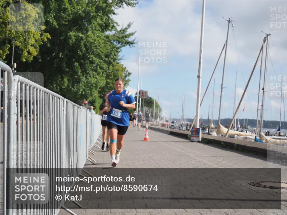 17.08.2025 - KN Förde Triathlon 2025 KatJ http://msf.ph/oto/8590674 17.08.2025 10:17:41 Laufen 102, 156, 160, 186 meine-sportfotos.de