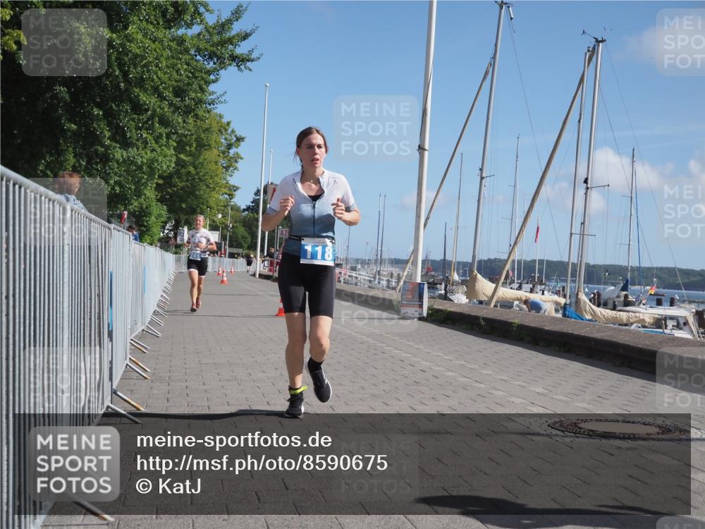 17.08.2025 - KN Förde Triathlon 2025 KatJ http://msf.ph/oto/8590675 17.08.2025 10:45:22 Laufen 118, 200, 249 meine-sportfotos.de