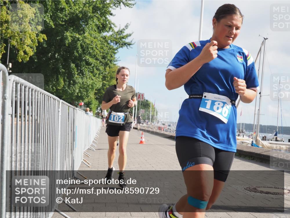 17.08.2025 - KN Förde Triathlon 2025 KatJ http://msf.ph/oto/8590729 17.08.2025 10:17:43 Laufen 102, 156, 186 meine-sportfotos.de