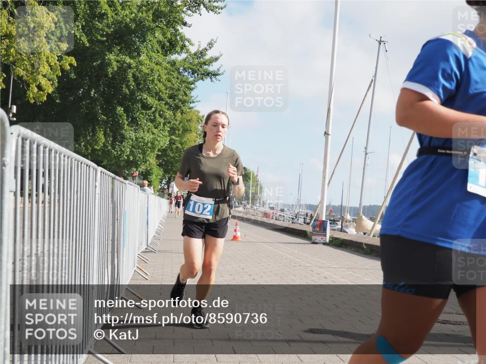 17.08.2025 - KN Förde Triathlon 2025 KatJ http://msf.ph/oto/8590736 17.08.2025 10:17:43 Laufen 102, 156, 186 meine-sportfotos.de