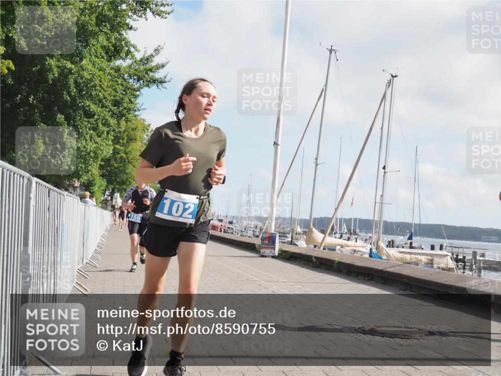 17.08.2025 - KN Förde Triathlon 2025 KatJ http://msf.ph/oto/8590755 17.08.2025 10:17:44 Laufen 102, 156, 186 meine-sportfotos.de