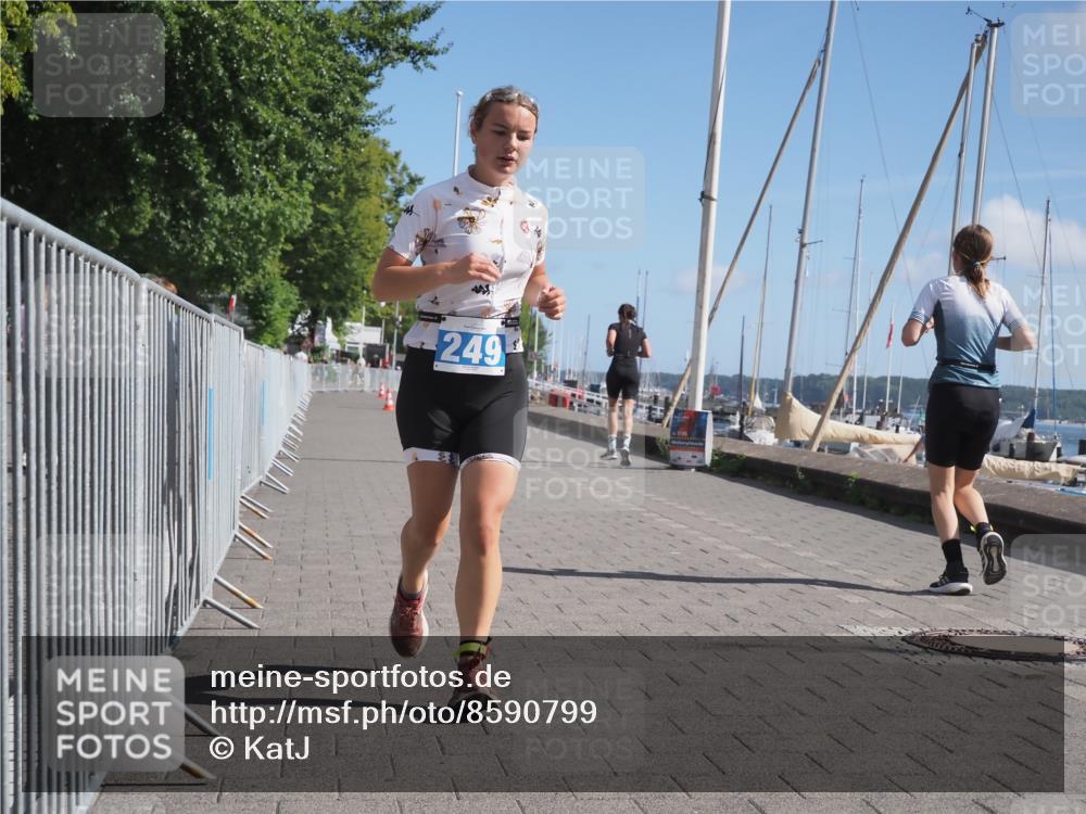 17.08.2025 - KN Förde Triathlon 2025 KatJ http://msf.ph/oto/8590799 17.08.2025 10:45:28 Laufen 249 meine-sportfotos.de